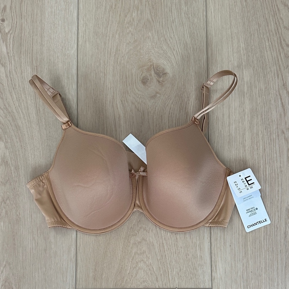 Chantelle Smooth T-Shirt Bra in Nude Tan
